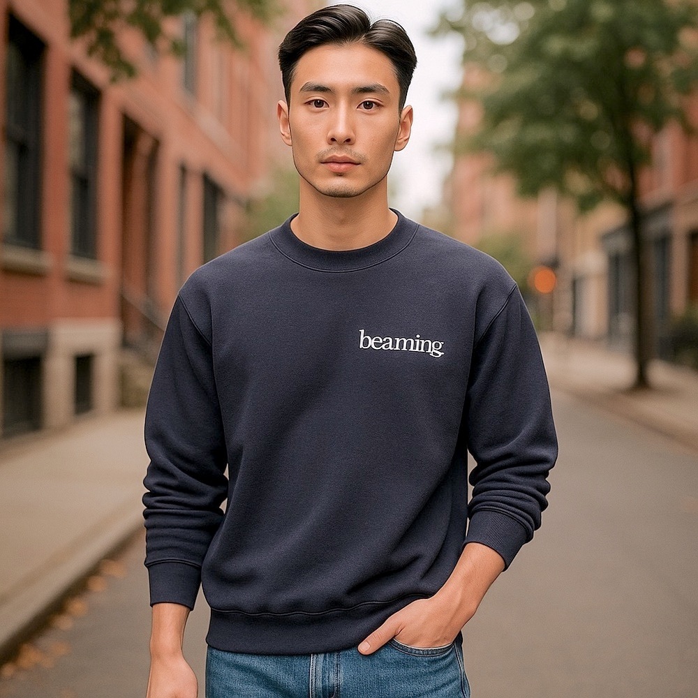 SWEATSHIRT NEW GILDAN back to school 'Beaming' logo black warm fall travel - Picture 2 of 14